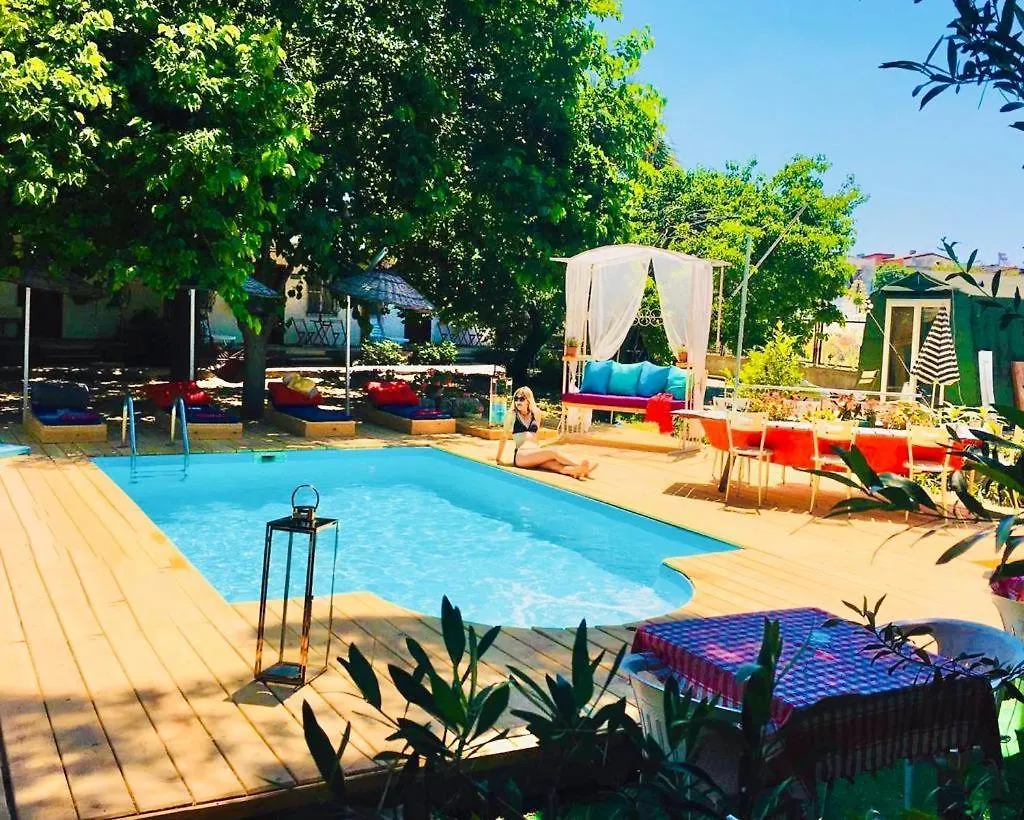 Mursel Garden Hotel Κουσάντασι 0*,