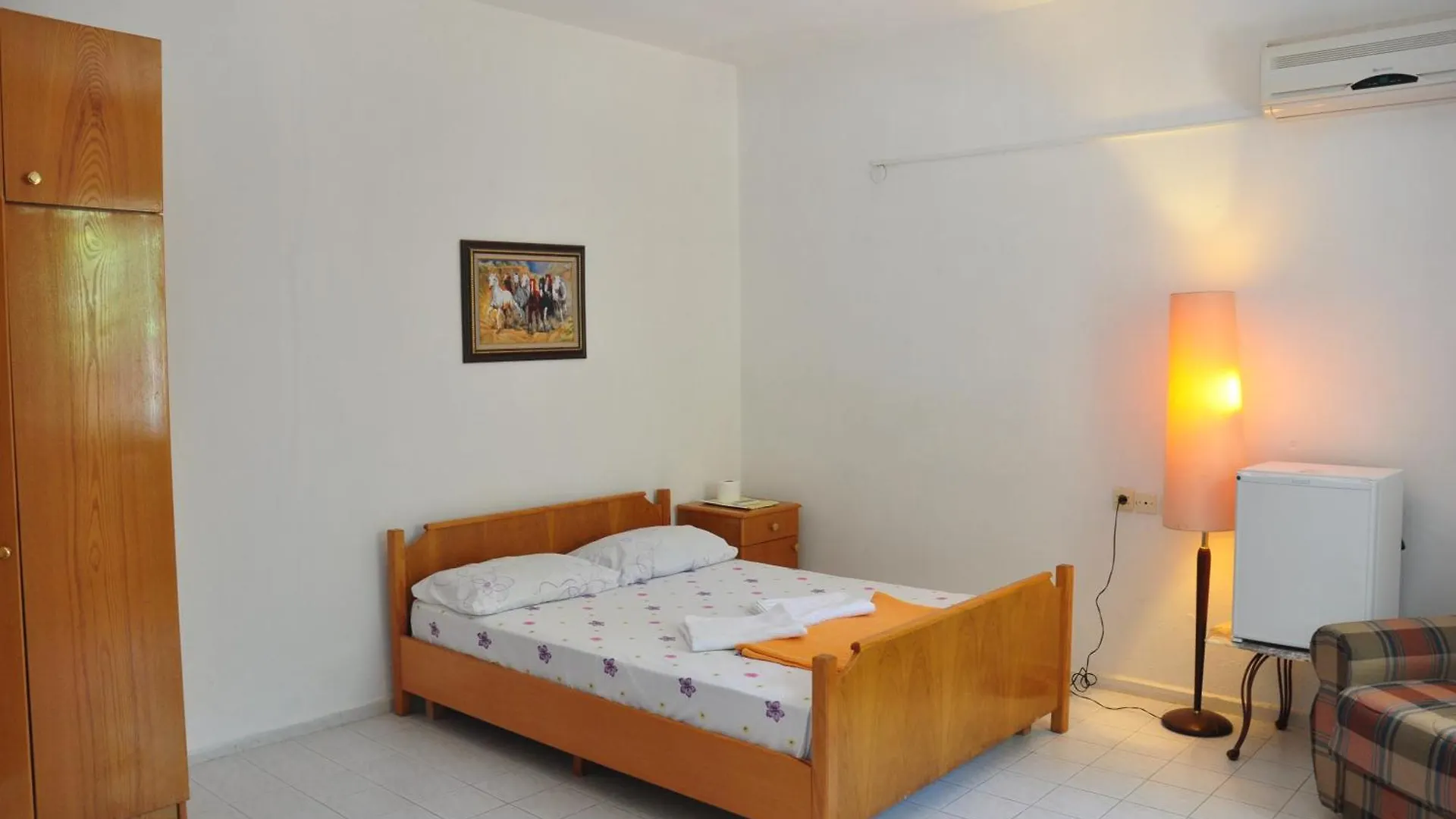 Mursel Garden Hotel Κουσάντασι
