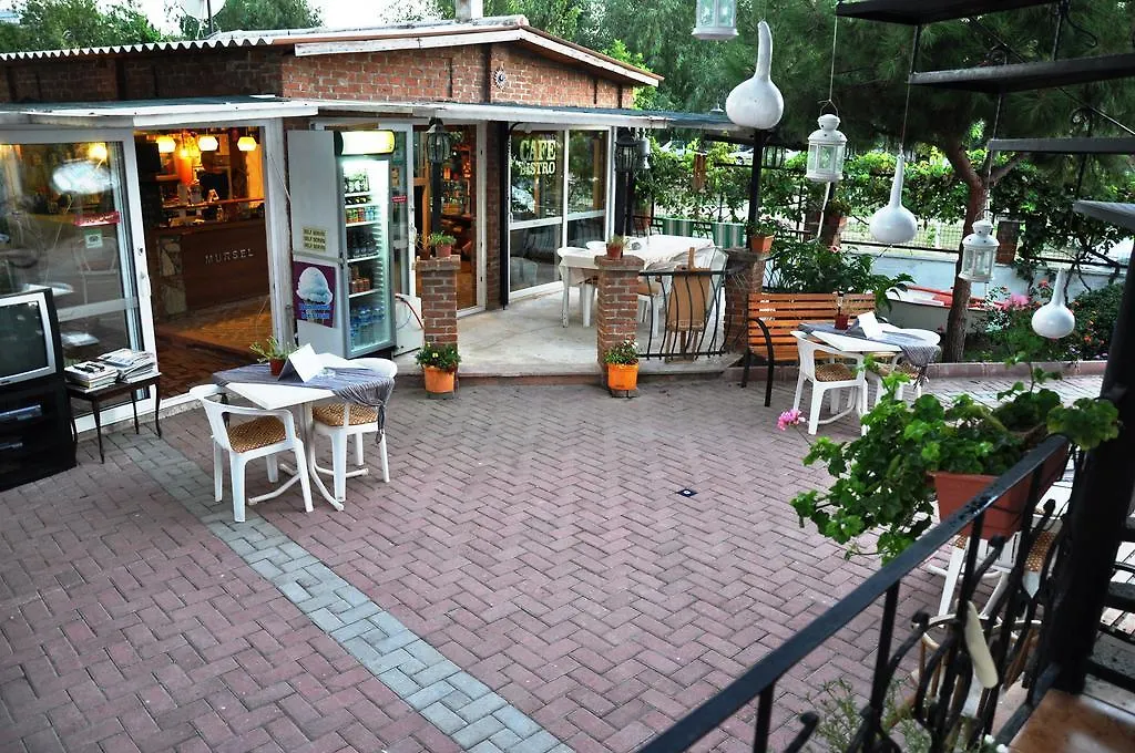 Mursel Garden Hotel Κουσάντασι